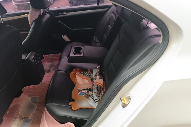 Used Volkswagen Sagitar 2015 1.6L Automatic Comfort Model Left Rear Seat