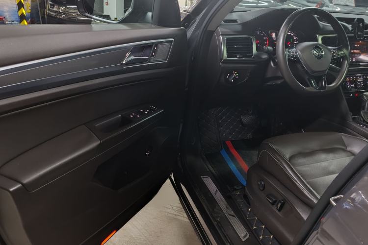 Used Volkswagen Teramont 2019 330TSI Two-Wheel-Drive Luxury Edition China VI Standard