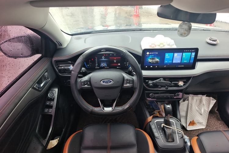 Used Ford Focus 2022 Sedan EcoBoost 180 Automatic Performance Edition
