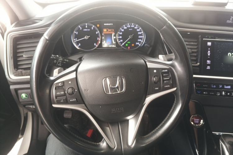 Used Honda Spirior 2015 2.4L Prestige Edition

