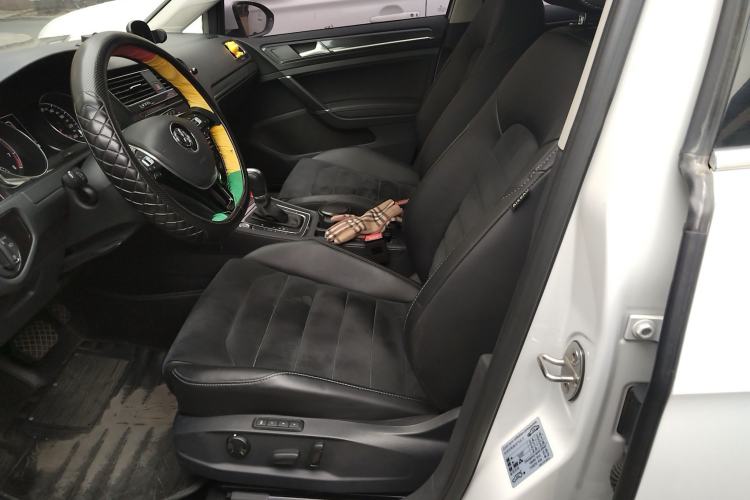 Used Volkswagen Golf 2018 230TSI Automatic Luxury Version