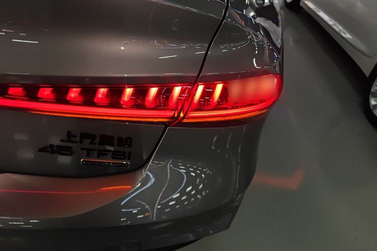 Used Audi A7L 2024 45 TFSI quattro S-line Shadow Warrior Edition
