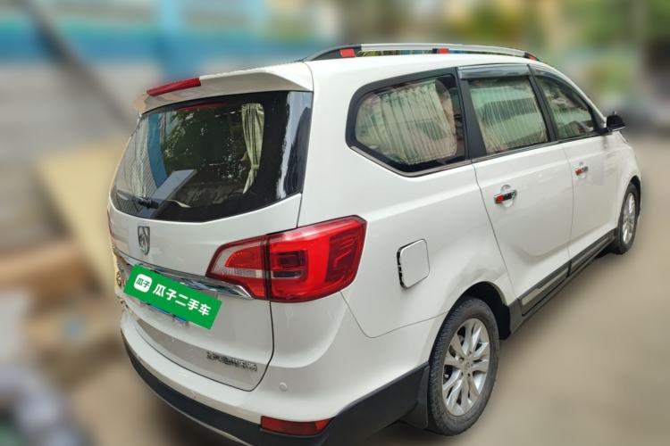 Used Baojun 730 2016 1.5T Manual Comfort Version 7 Seats