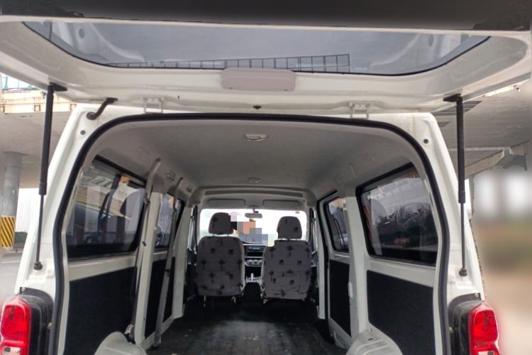 Used Chana Ruixing EM80 2025 Passenger Version Comfort Model 6 Seats 300 km Liftback Door