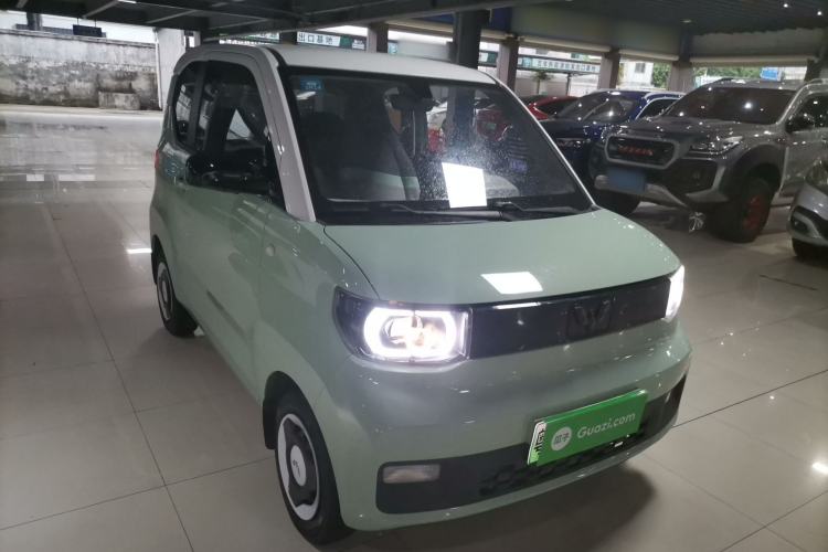 Used Wuling Hongguang MINIEV 2020 Freedom Version Lithium Iron Phosphate Front Right 45 Deg