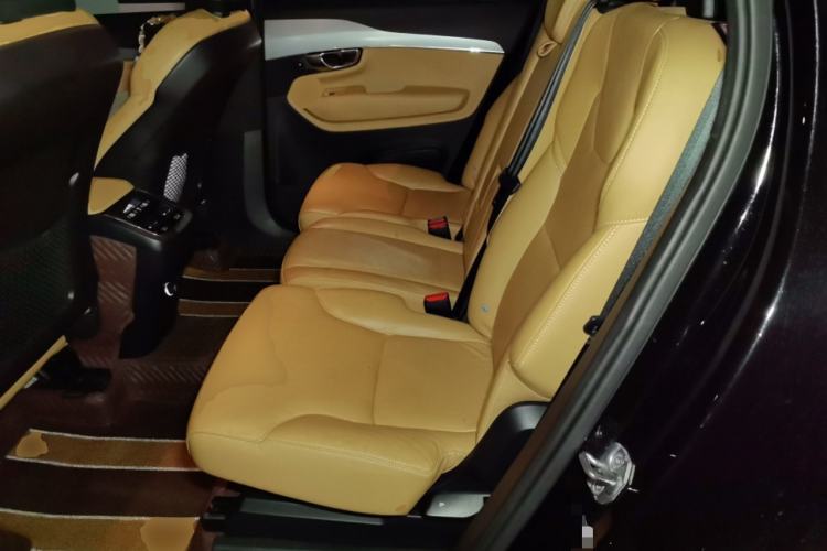 Used Volvo XC90  Left Rear Seat