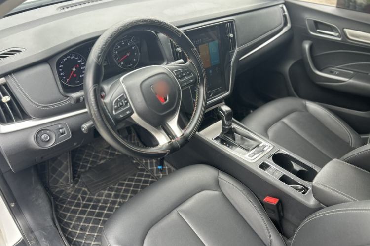 Used Roewe i6 2020 PLUS 1.6L CVT 4G Connected Glory Flagship Edition
