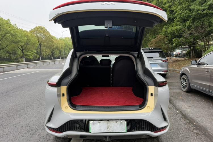 Used IM LS7 2023 100kWh Lux Rear-Drive Version