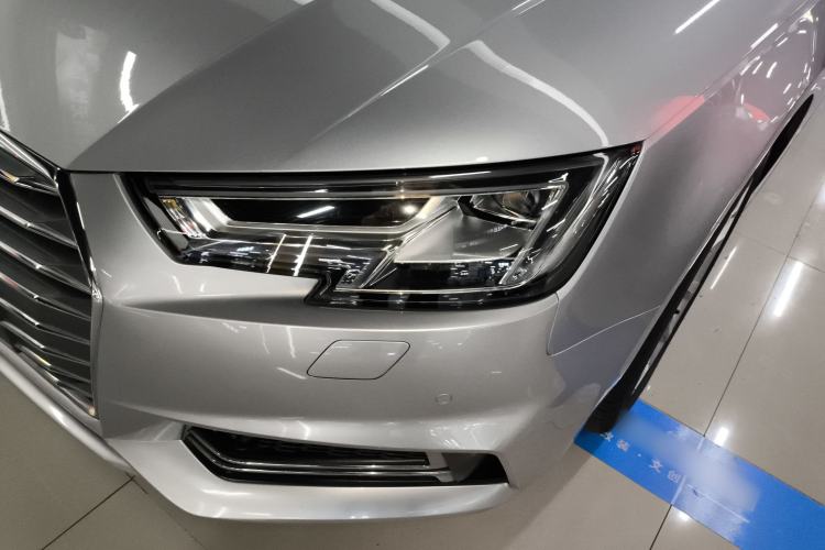 Used Audi A4L 2018 30th Anniversary Edition 40 TFSI Fashion Model