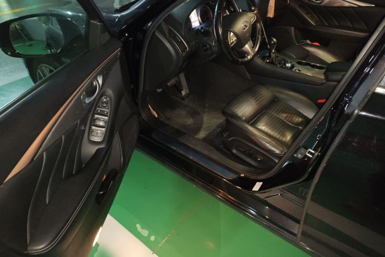 Used Infiniti Q50 2014 3.7L Luxury Sport Edition