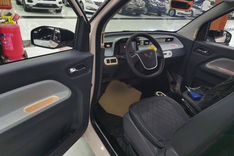 Used Wuling Hongguang MINIEV 2022 Macaron Premium Model – Lithium Iron Phosphate