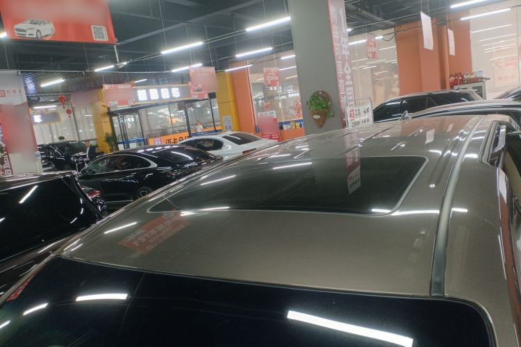 Used Buick GL8 2023 Facelifted Land Cruiser Executive Luxury Version
