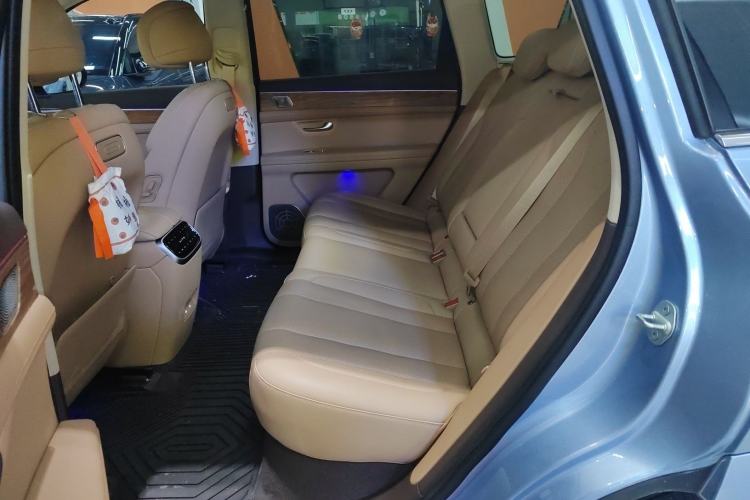 Used Hima AITO M7 2024 1.5T Intelligent Driving 4WD Max Edition 5 Seats Left Rear Seat