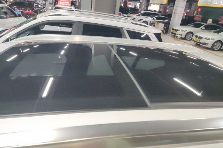 Used Volvo XC40 2024 B4 4x4 Smart Luxury Edition