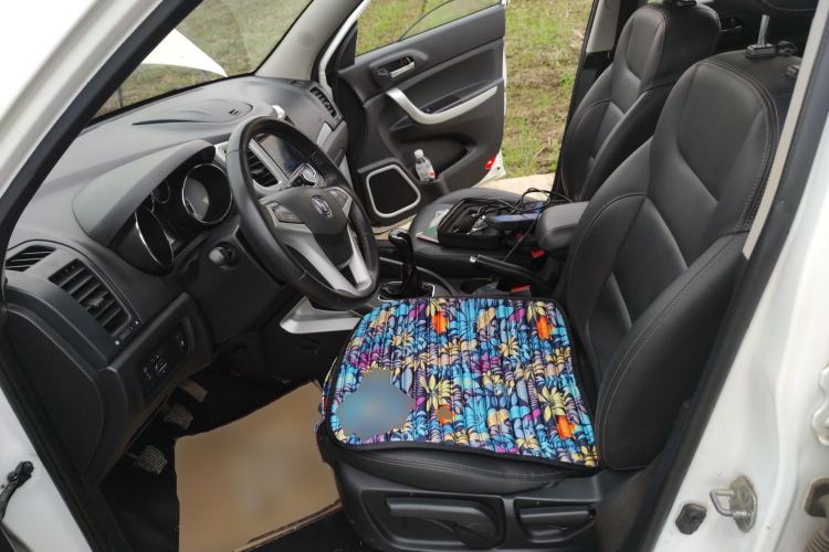 Used CHANGAN CS35 2015 1.6L Manual Luxury Model China IV Standard
