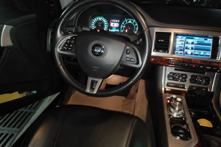 Used Jaguar XF 2014 XF 2.0T Luxury Edition
