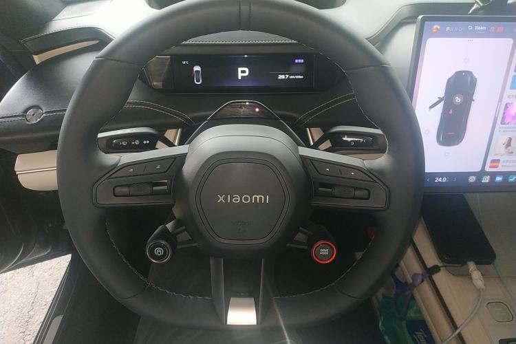 Used Xiaomi Auto SU7 2024 Four-Wheel Drive Ultra-Long Range Advanced Intelligent Driving Max Edition Steering Wheel