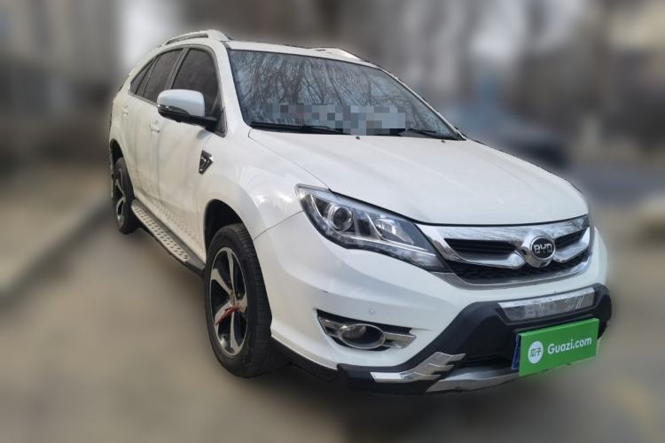 Used BYD S7 2015 2.0T Automatic Prestige Model Front Right 45 Deg