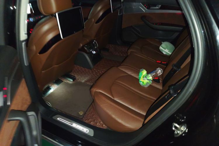 Used Audi A8 2016 A8L 45 TFSI quattro Comfort model
