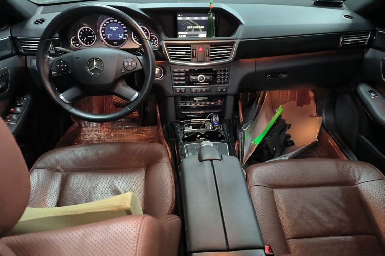 Used Mercedes-Benz E-Class 2011 E 300 L Fashion Prestige Model