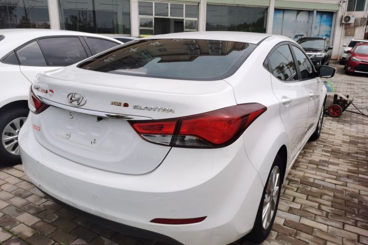 Used Hyundai Elantra (5th Generation / Langdong) 2016 1.6L Automatic Smart Version Rear Right 45 Deg