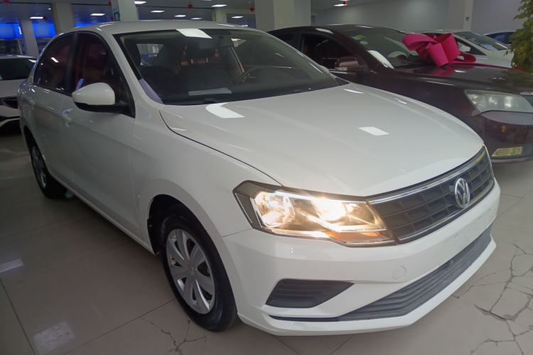 Used Volkswagen Jetta 2017 1.5L Manual Fashion Edition
