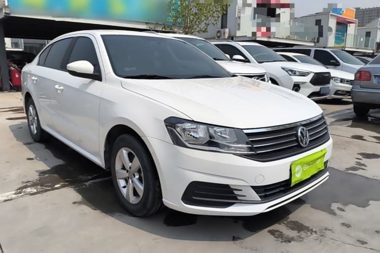 Used Volkswagen Lavida 2019 Lavida Start 1.5L Manual Fashion Edition China VI Standard Front Right 45 Deg