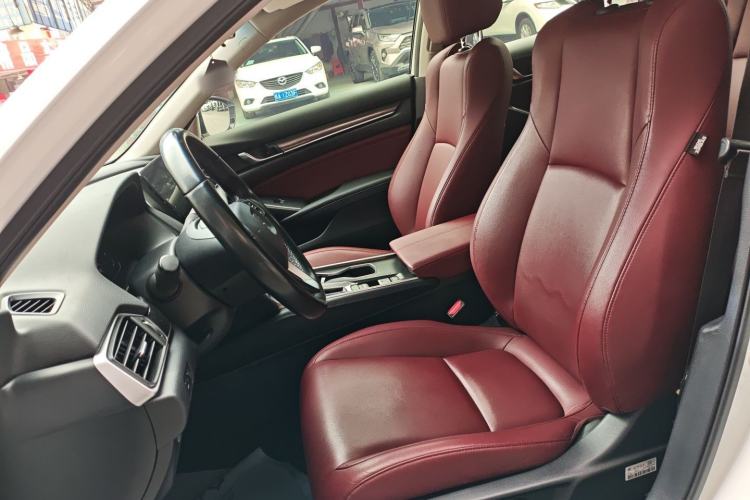 Used Honda Accord 2022 260TURBO Phantom Night · Prestige Edition Left Front Seat