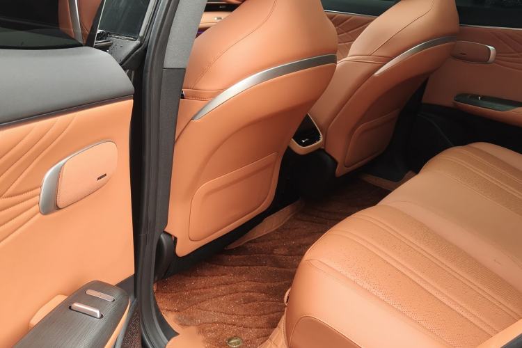 Used Deepal S07 2025 520Max Huawei Qiankun Intelligent Driving ADS SE Pure-Electric Version Interior 10