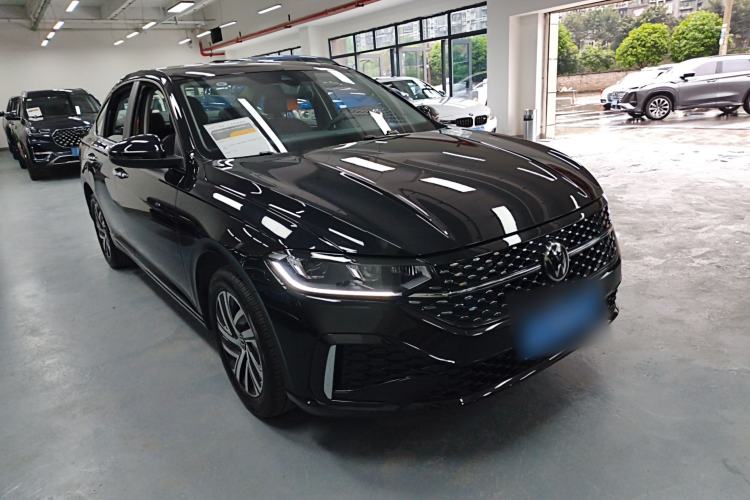 Used Volkswagen Lavida 2024 300TSI DSG Starry Sky Deluxe Edition Front Right 45 Deg