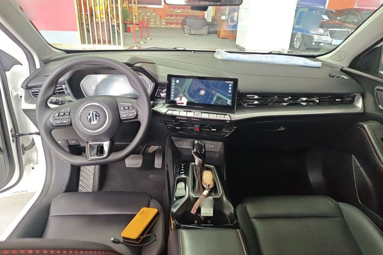 Used MG 5 2021 180 DVVT CVT Youth Luxury Edition
