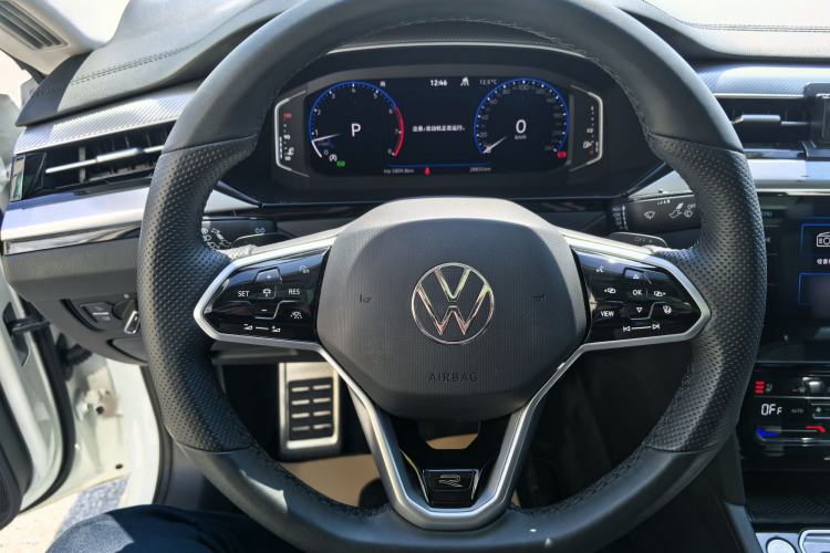Used Volkswagen FAW-Volkswagen CC 2023 380TSI Striking Edition Steering Wheel