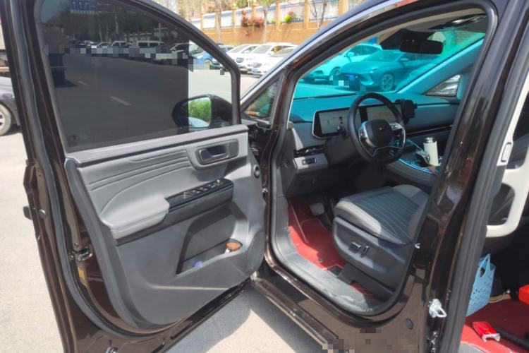 Used JAC Refine RF8 PHEV 2024 Zhiling Edition 1.5T 150KM Flagship Model – Lithium Iron Phosphate Driver Seat