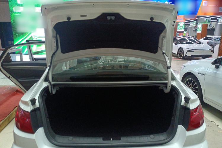 Used Geely Auto Emgrand New Energy 2021 EV Pro Ride-Hailing Edition Trunk