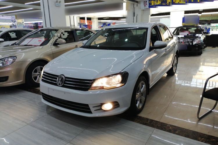 Used Volkswagen Bora 2015 Value Edition 1.6L Manual Fashionable Style