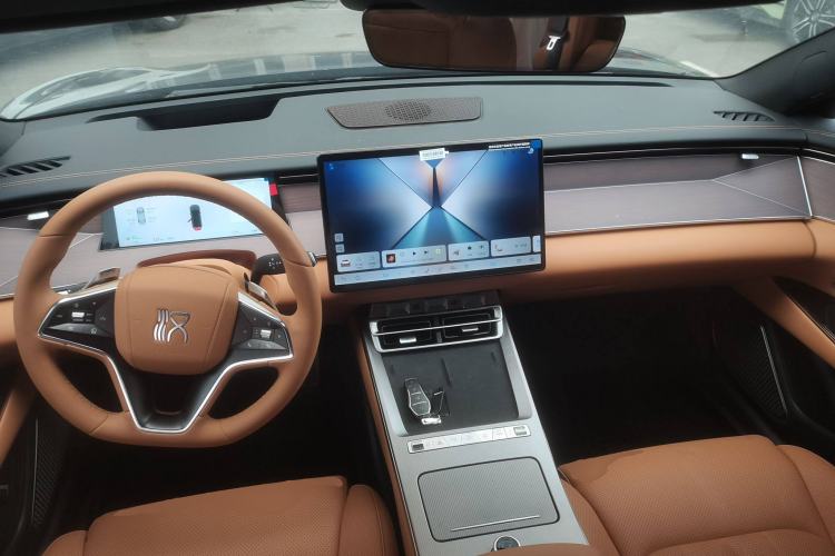 Used BYD Han L 2025 DM-p Four-Wheel-Drive LiDAR Flagship Model
