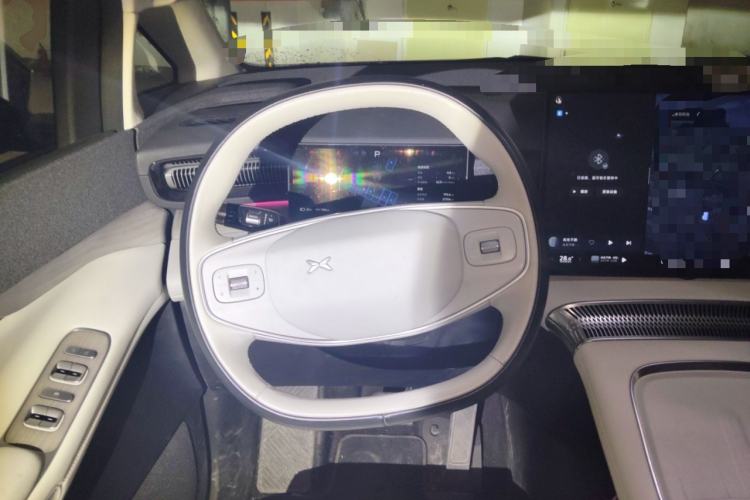 Used XPeng X9 2024 610 Long-Range Pro