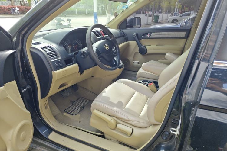 Used Honda CR-V 2010 2.0L automatic two-wheel drive urban version

