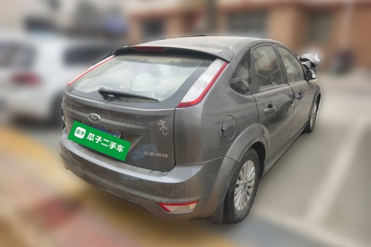 Used Ford Focus 2013 Hatchback Classic 1.8L Manual Fashion Edition
