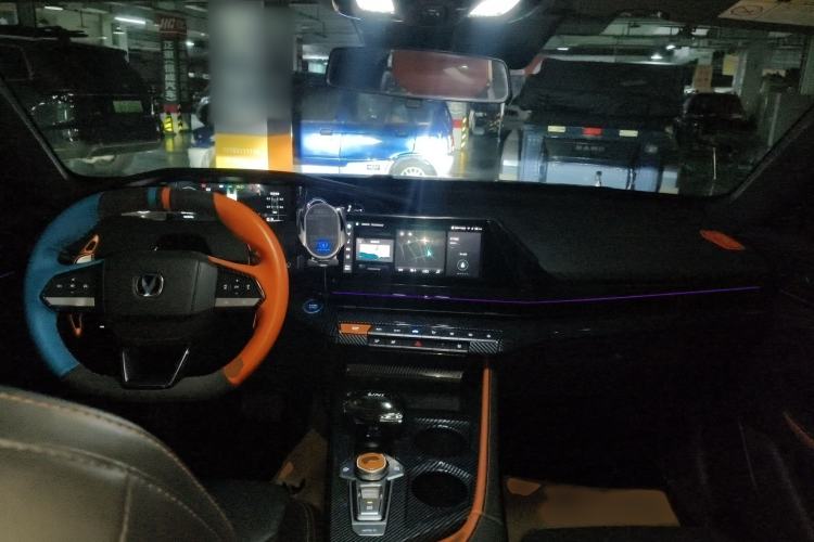 Used Changan UNI-V 2022 1.5T Smart Navigation Version