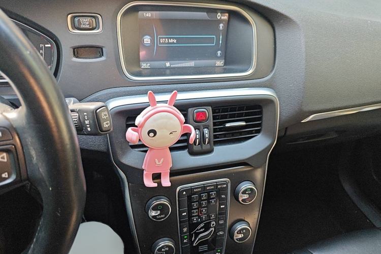 Used Volvo V40 2014 2.0T Zhiya Edition
