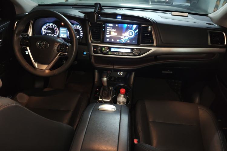 Used Toyota Highlander 2017 2.0T Four-Wheel Drive Luxury Edition 7 Seats
