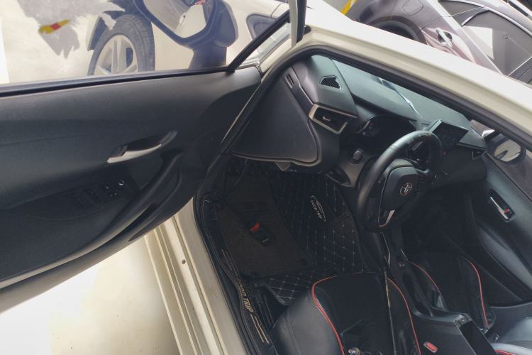 Used Toyota Levin 2019 185T CVT Luxury Edition China VI Standard Driver Seat