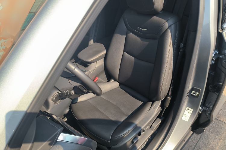 Used Cadillac XT6 2022 2.0T 7-Seater Two-Wheel Drive Luxury Version