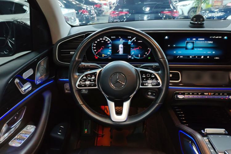 Used Mercedes-Benz GLE 2023 GLE 350 4MATIC Stylish Model Steering Wheel
