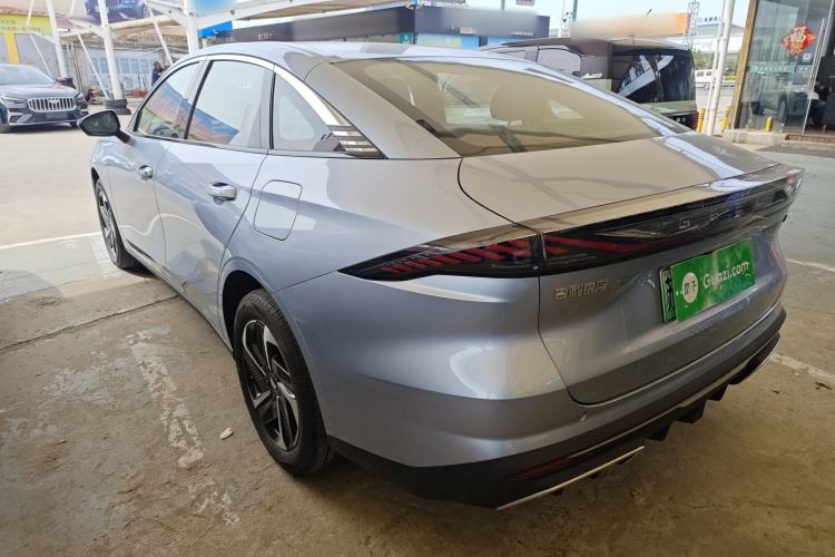 Used Geely Galaxy L6 2025 EM-i 140km Starship Edition
