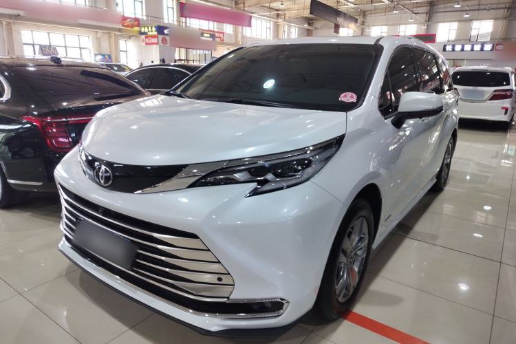 Used Toyota SIENNA 2024 2.5L Hybrid Comfort Edition