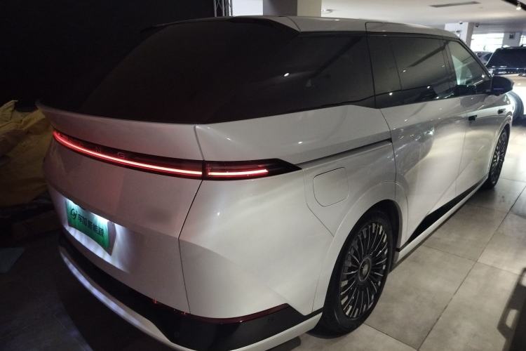 Used XPeng X9 2025 650 Long-Range Max