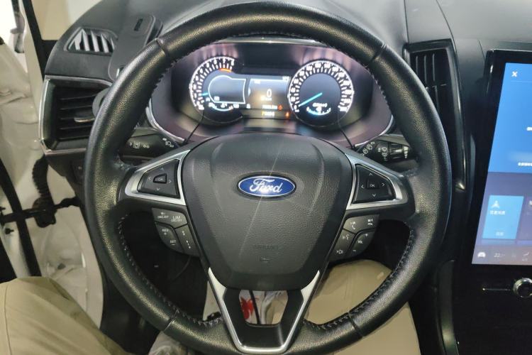 Used Ford Edge 2020 EcoBoost 245 Two-Wheel Drive Titanium 7-Seater
