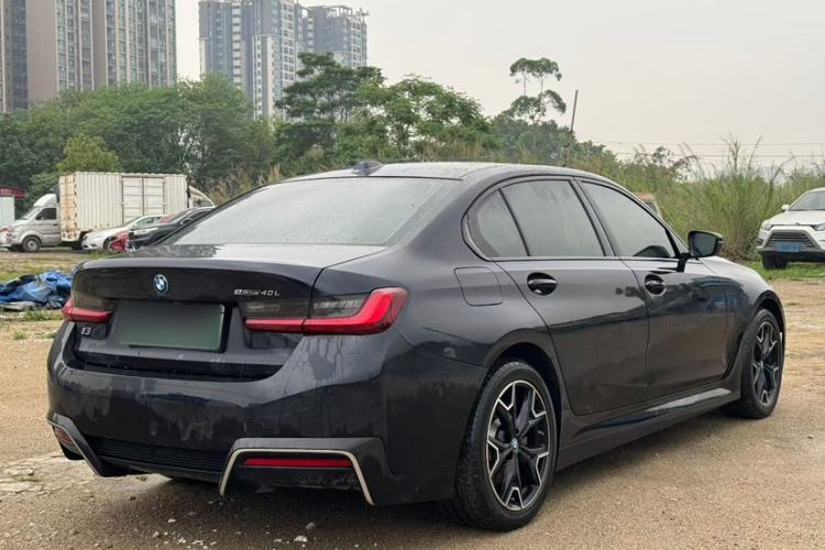 Used BMW i3 2024 eDrive 40 L Midnight Edition Exterior 9